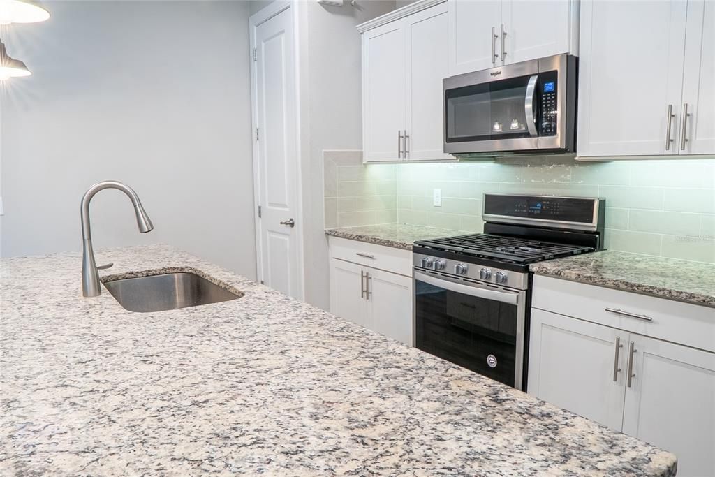 For Sale: $599,000 (3 beds, 2 baths, 2104 Square Feet)