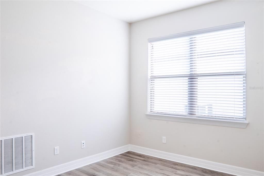For Sale: $599,000 (3 beds, 2 baths, 2104 Square Feet)