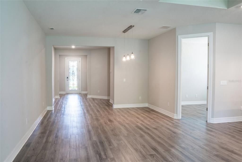 For Sale: $599,000 (3 beds, 2 baths, 2104 Square Feet)
