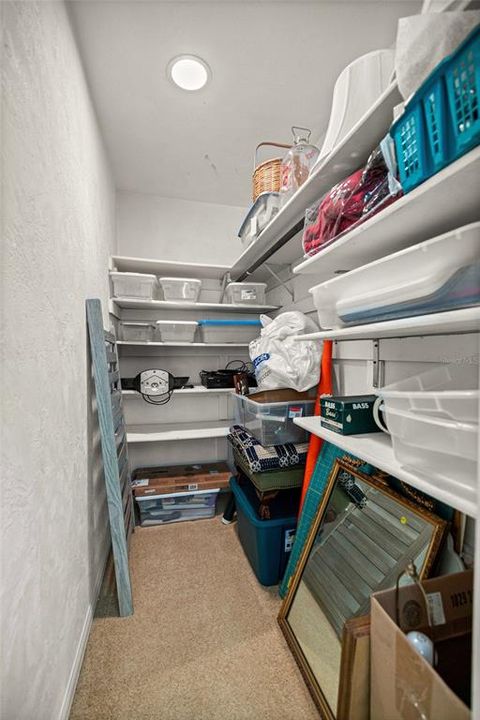 На продажу: $648,990 (4 спален, 2 ванн, 3144 Квадратных фут)