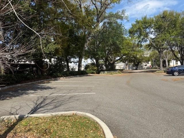 En Venta: $750,000 (0.89 acres)
