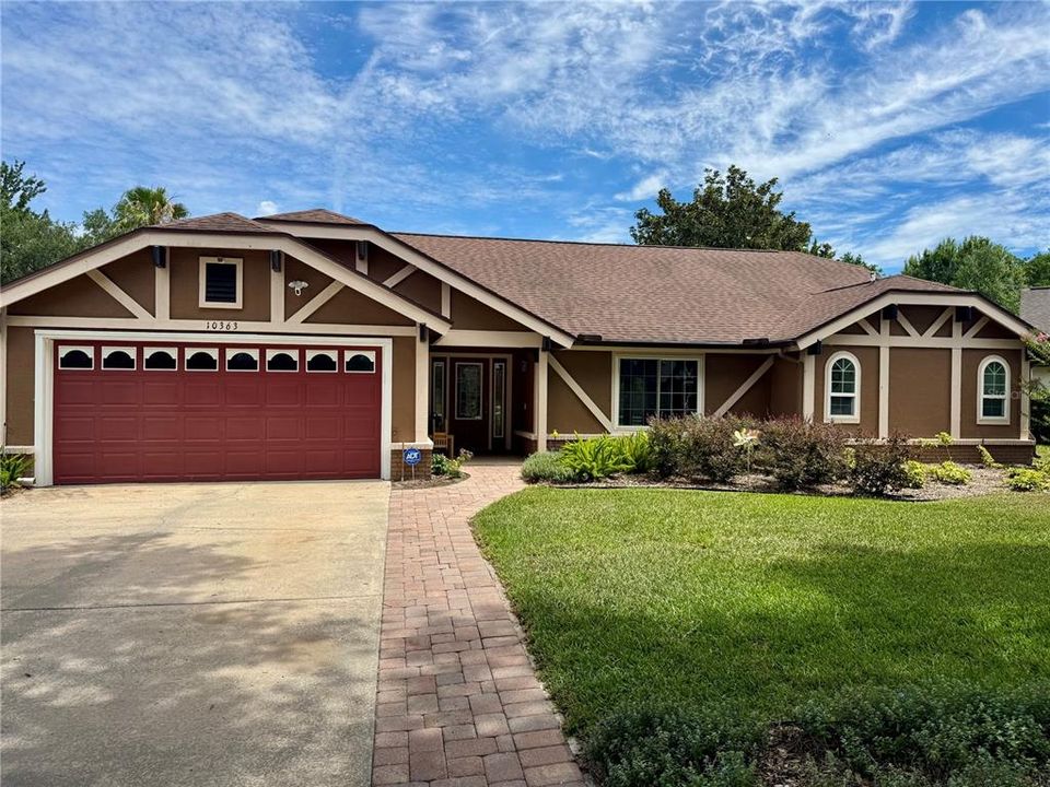 Active With Contract: $499,900 (4 beds, 3 baths, 2020 Square Feet)