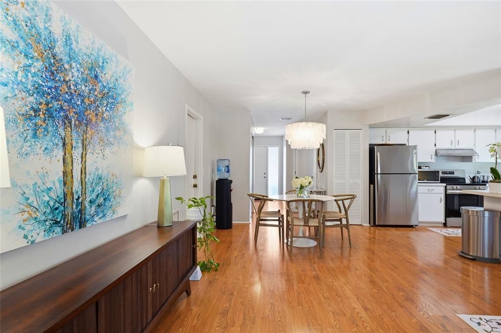 For Sale: $589,000 (3 beds, 2 baths, 1519 Square Feet)