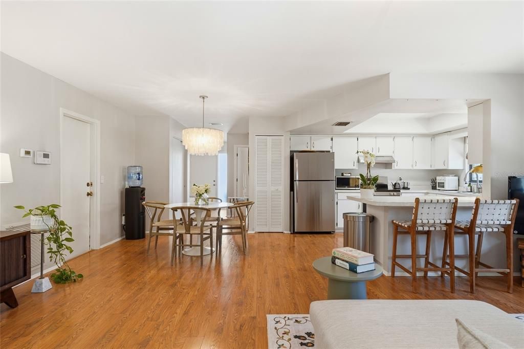 For Sale: $589,000 (3 beds, 2 baths, 1519 Square Feet)
