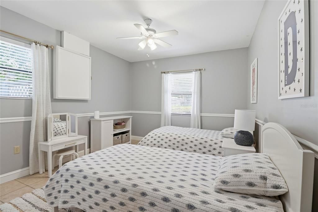 For Sale: $589,000 (3 beds, 2 baths, 1519 Square Feet)