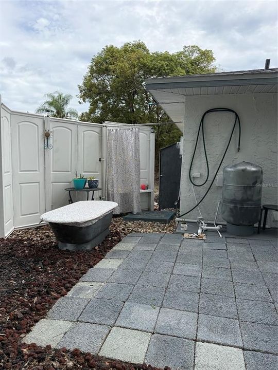 For Sale: $255,000 (2 beds, 2 baths, 1188 Square Feet)