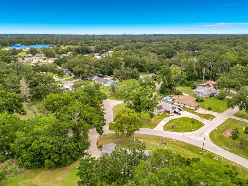 For Sale: $289,500 (2 beds, 2 baths, 1934 Square Feet)