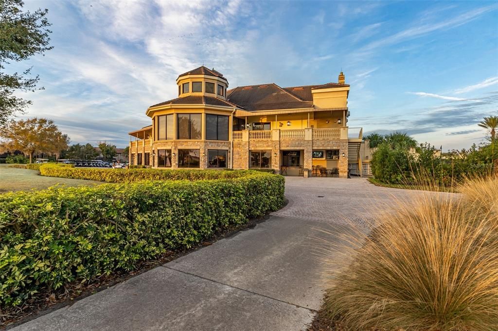 For Sale: $699,000 (5 beds, 3 baths, 2692 Square Feet)