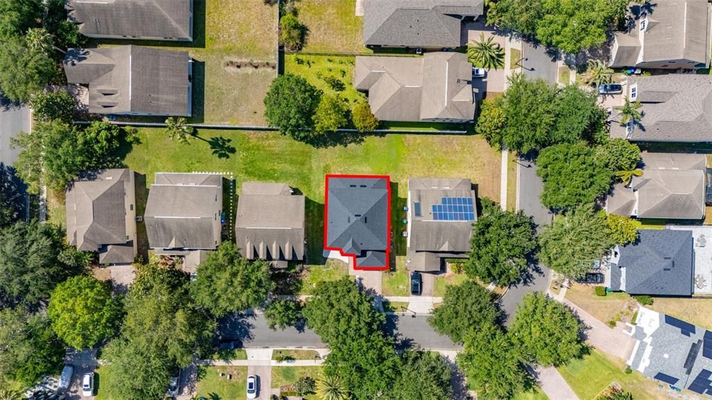 For Sale: $699,000 (5 beds, 3 baths, 2692 Square Feet)