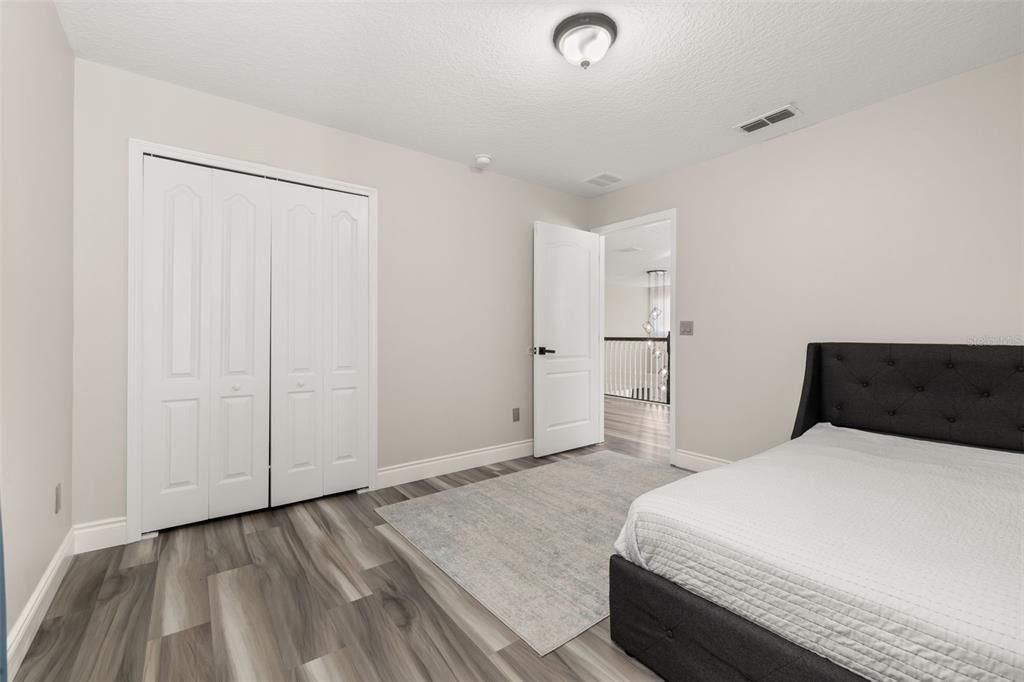 For Sale: $699,000 (5 beds, 3 baths, 2692 Square Feet)