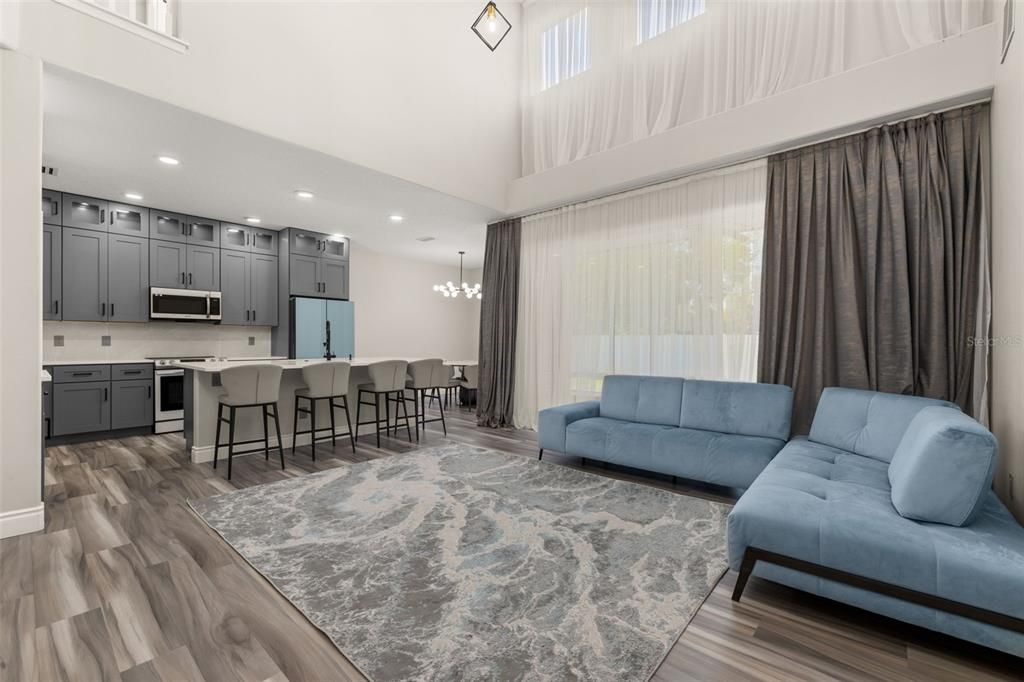 For Sale: $699,000 (5 beds, 3 baths, 2692 Square Feet)