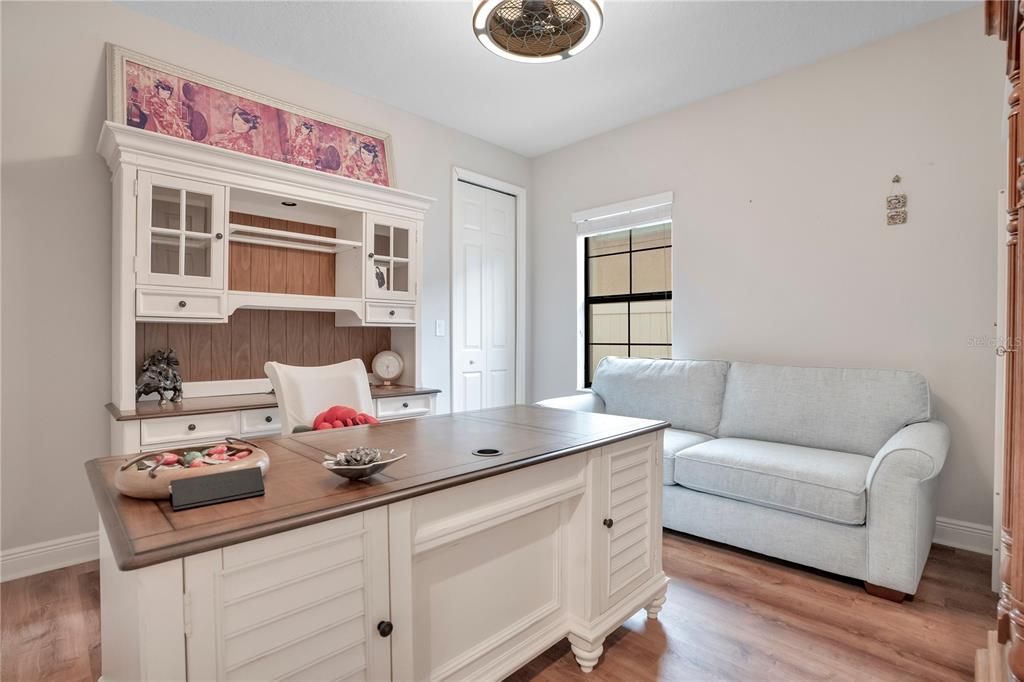 For Rent: $3,400 (5 beds, 4 baths, 3616 Square Feet)