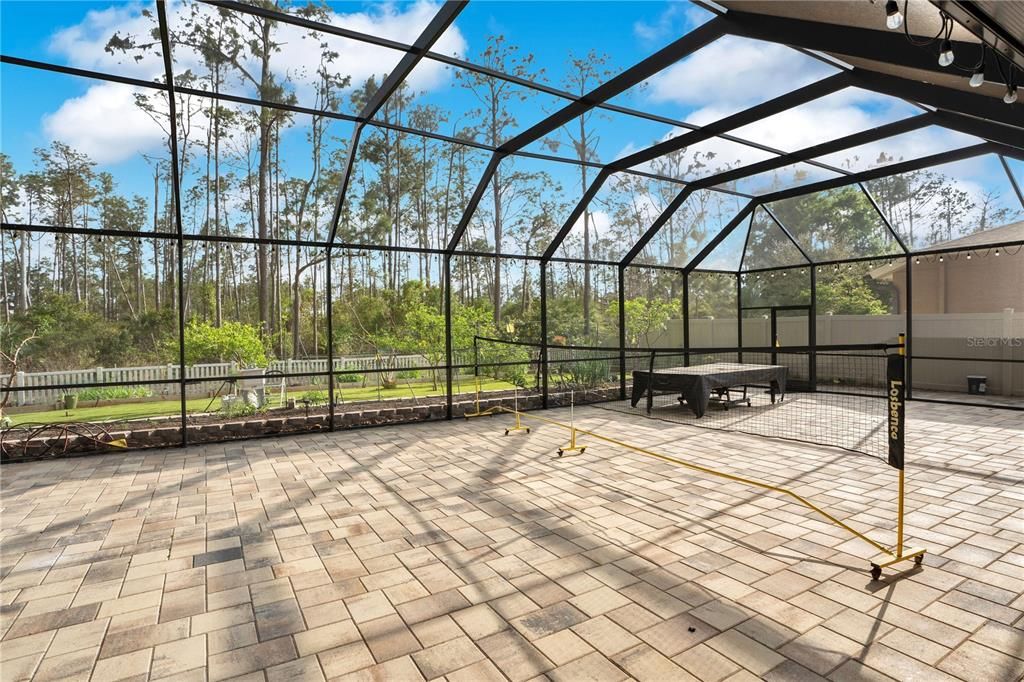 For Rent: $3,400 (5 beds, 4 baths, 3616 Square Feet)