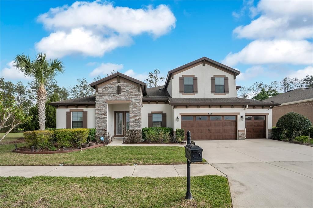 For Rent: $3,400 (5 beds, 4 baths, 3616 Square Feet)