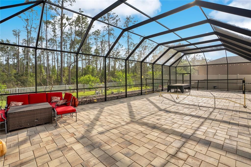 For Rent: $3,400 (5 beds, 4 baths, 3616 Square Feet)