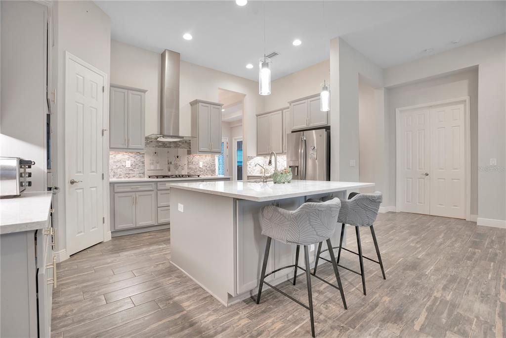 For Rent: $3,400 (5 beds, 4 baths, 3616 Square Feet)