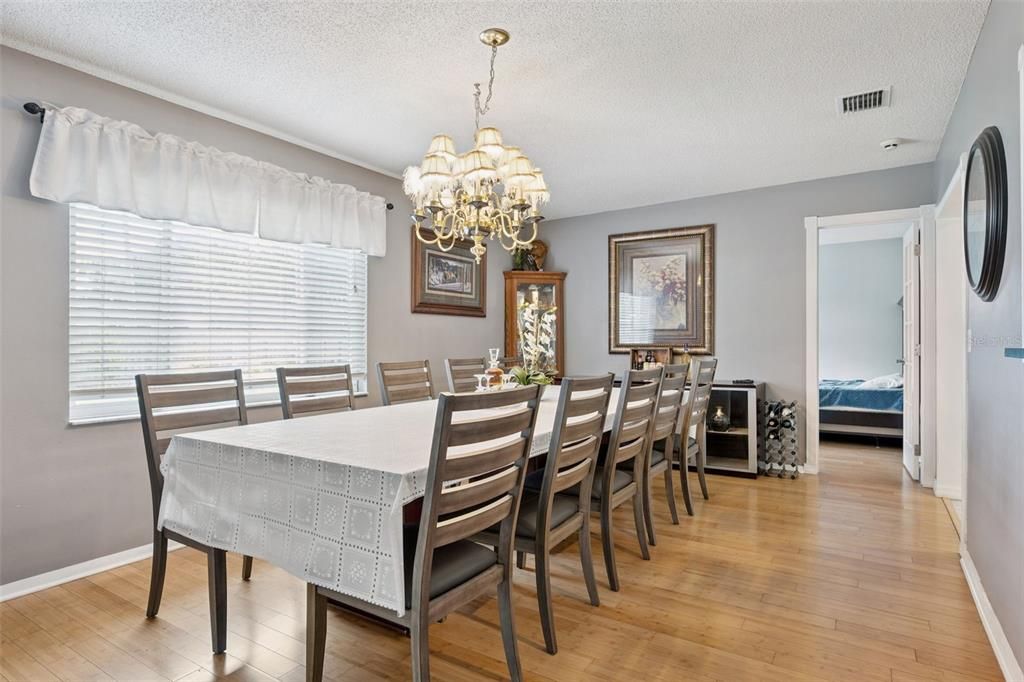 For Sale: $439,900 (3 beds, 2 baths, 1482 Square Feet)