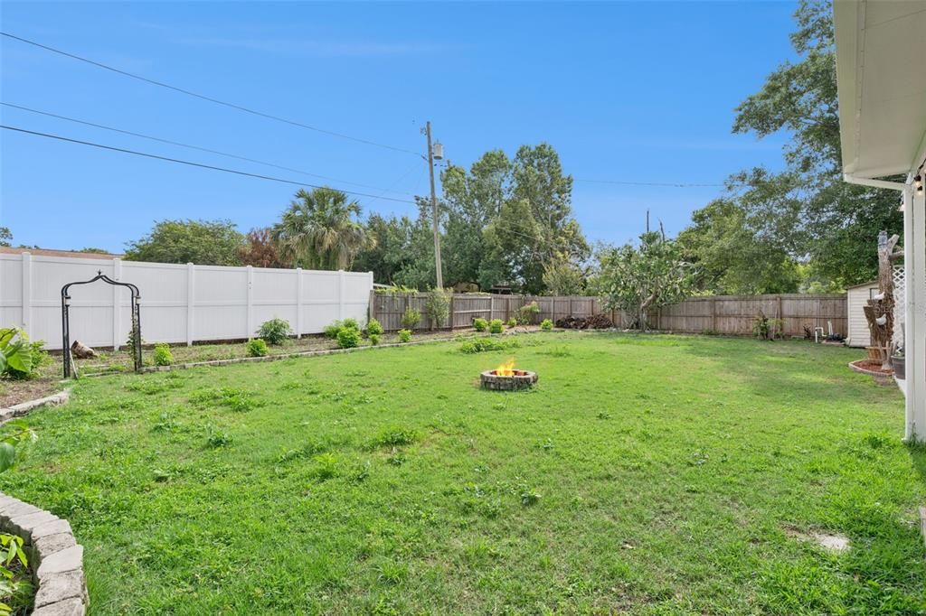 For Sale: $439,900 (3 beds, 2 baths, 1482 Square Feet)