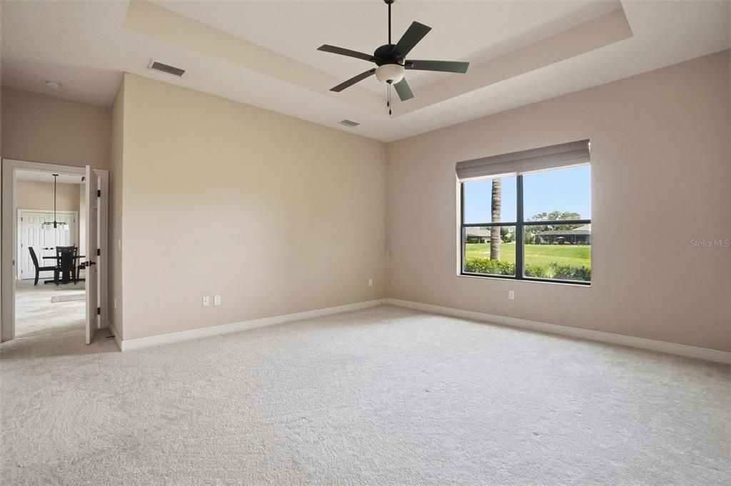 En Venta: $429,900 (4 camas, 3 baños, 2181 Pies cuadrados)