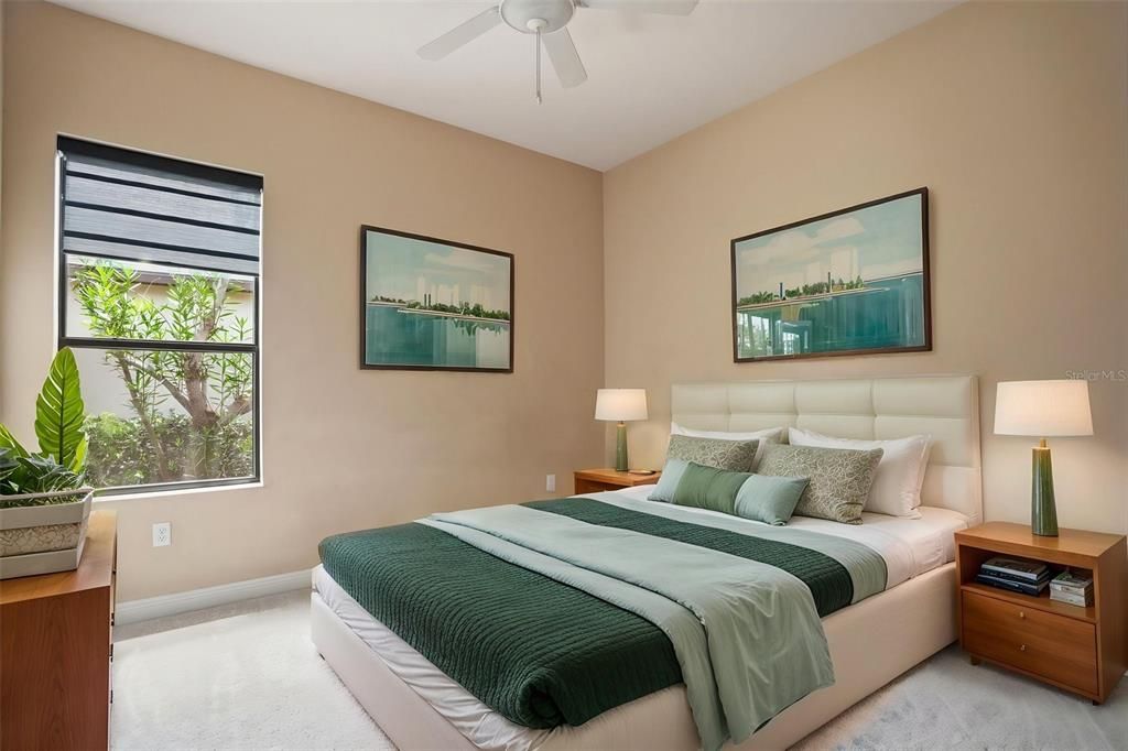 En Venta: $429,900 (4 camas, 3 baños, 2181 Pies cuadrados)