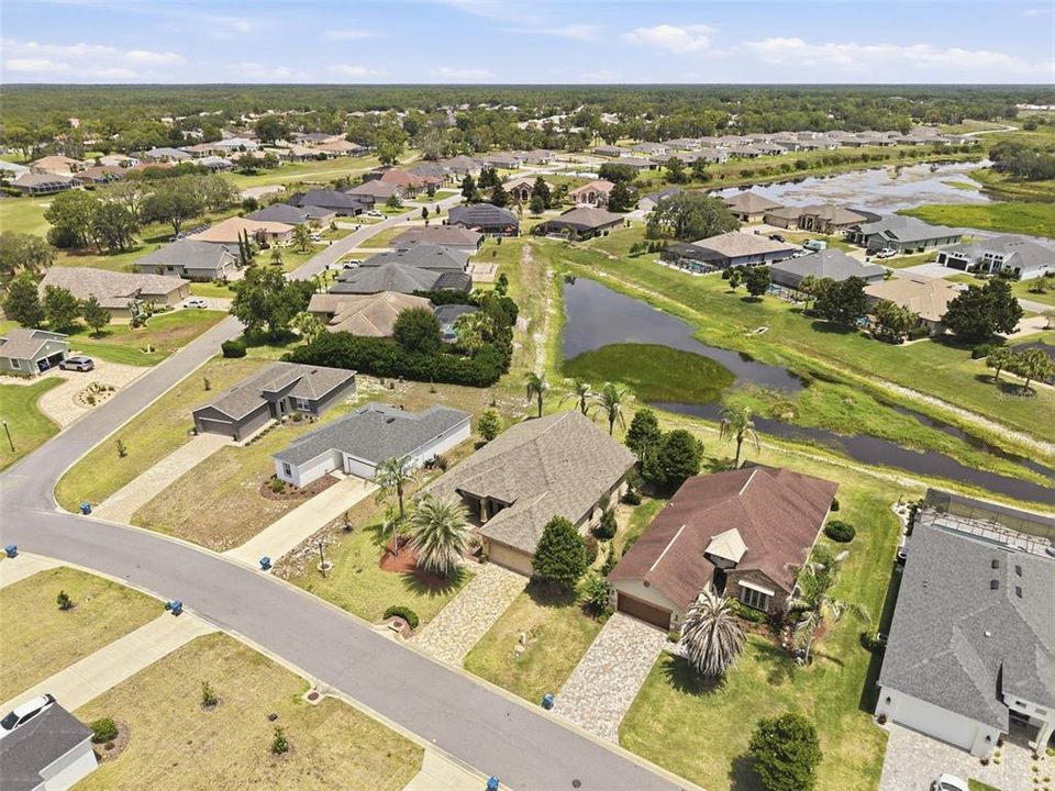 En Venta: $429,900 (4 camas, 3 baños, 2181 Pies cuadrados)