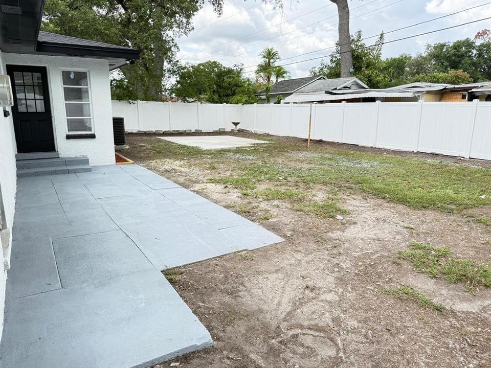 For Sale: $510,000 (6 beds, 3 baths, 1948 Square Feet)
