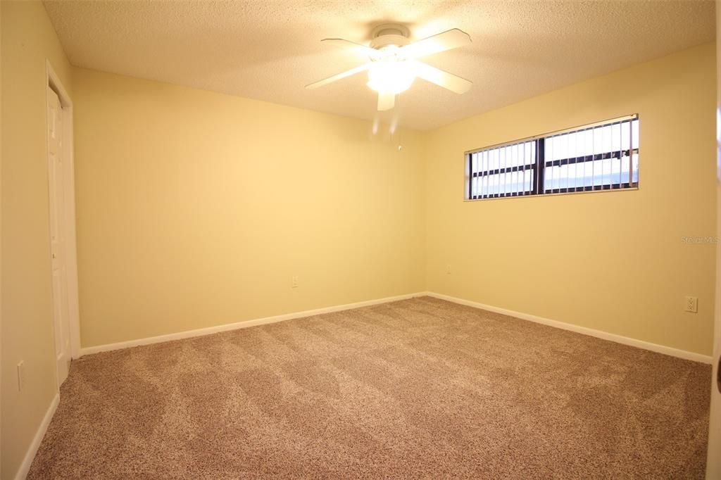 For Rent: $2,050 (3 beds, 2 baths, 1854 Square Feet)