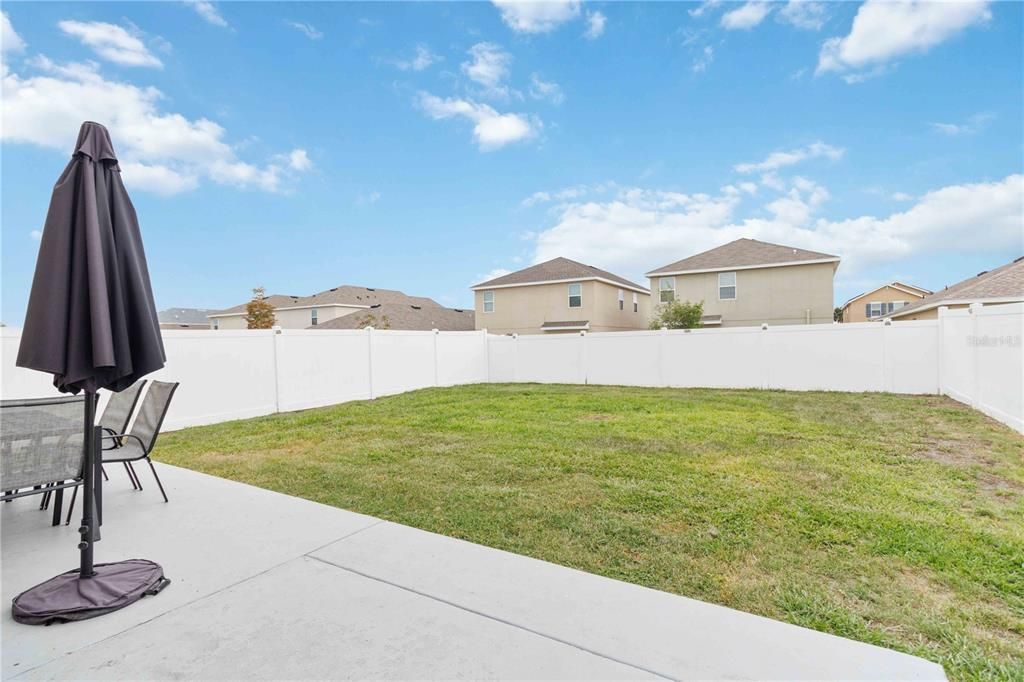 For Sale: $362,500 (4 beds, 2 baths, 2328 Square Feet)