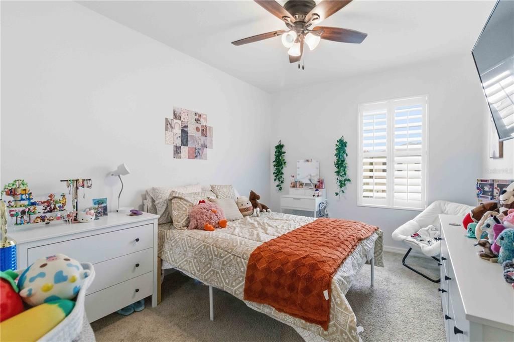 For Sale: $362,500 (4 beds, 2 baths, 2328 Square Feet)