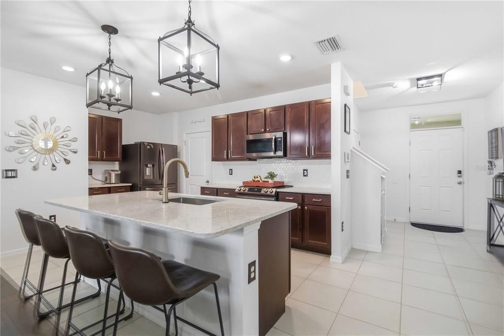 For Sale: $362,500 (4 beds, 2 baths, 2328 Square Feet)