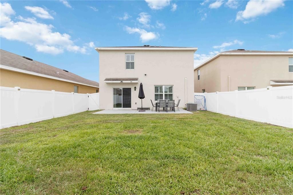 For Sale: $362,500 (4 beds, 2 baths, 2328 Square Feet)