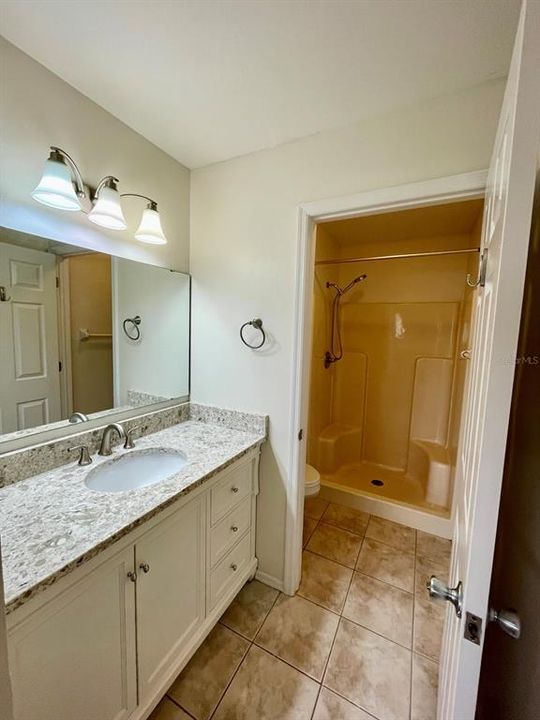 В аренду: $1,649 (2 спален, 2 ванн, 1070 Квадратных фут)