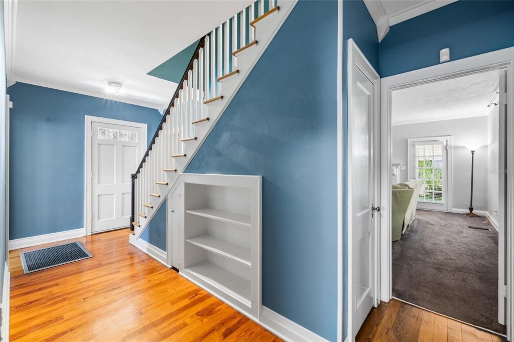 For Sale: $415,000 (3 beds, 1 baths, 3100 Square Feet)