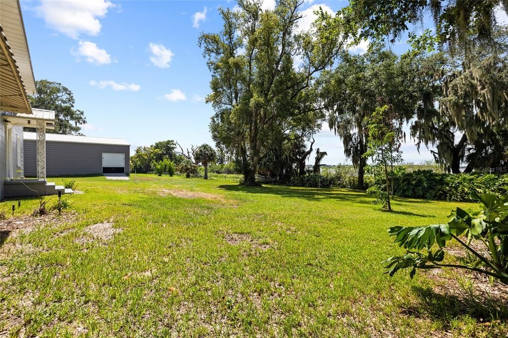 For Sale: $415,000 (3 beds, 1 baths, 3100 Square Feet)