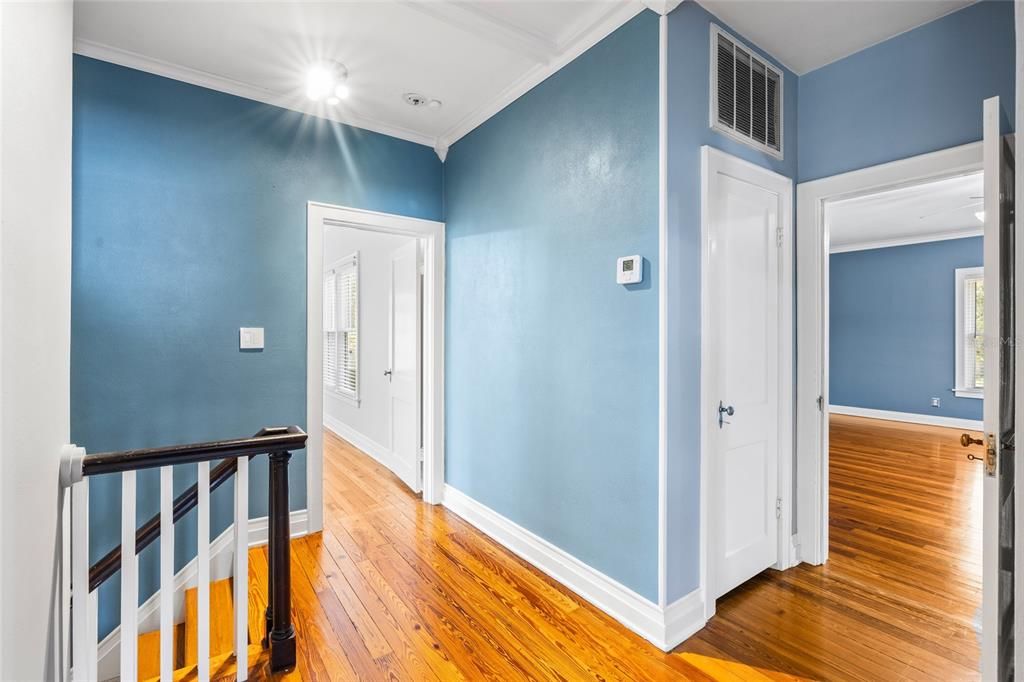 For Sale: $415,000 (3 beds, 1 baths, 3100 Square Feet)