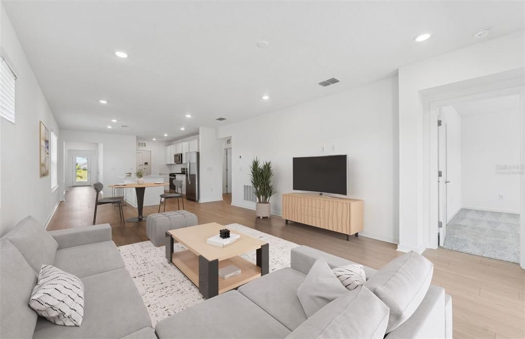 На продажу: $395,290 (3 спален, 2 ванн, 1707 Квадратных фут)