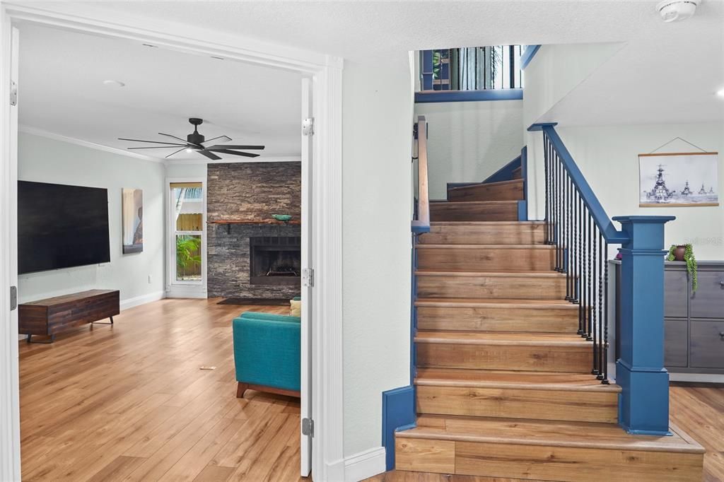 For Sale: $899,000 (3 beds, 2 baths, 2728 Square Feet)