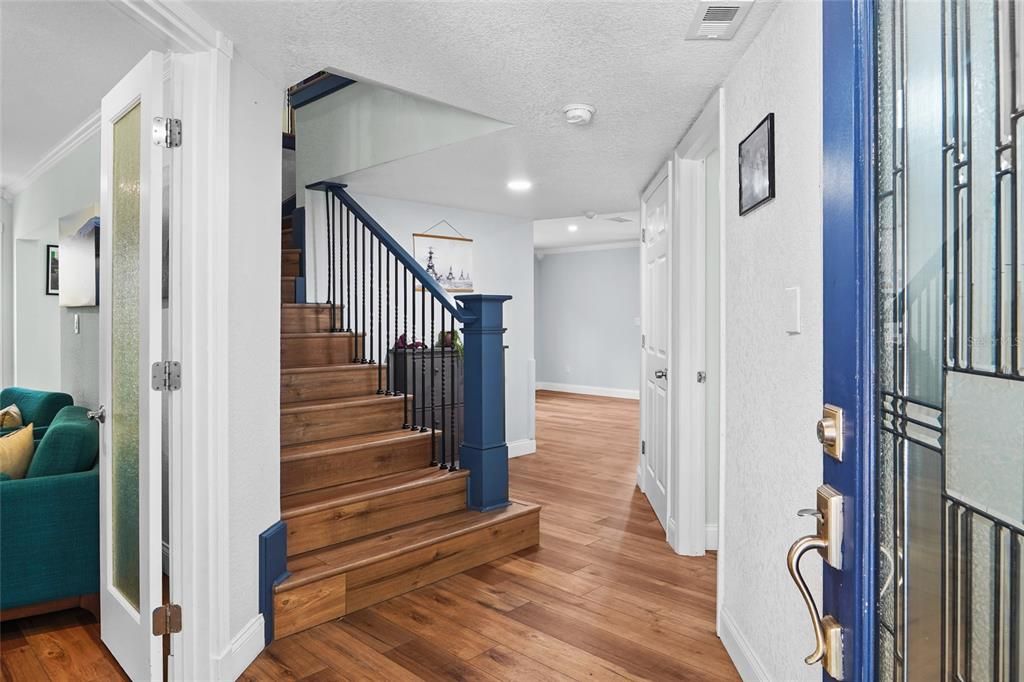 For Sale: $899,000 (3 beds, 2 baths, 2728 Square Feet)