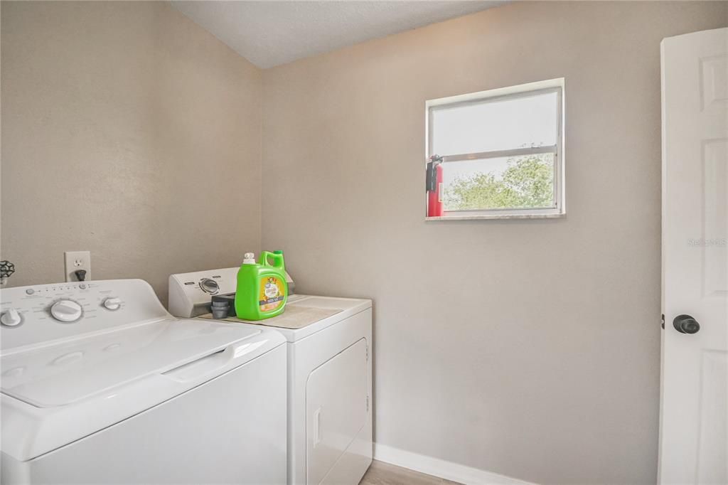 En Venta: $245,000 (3 camas, 1 baños, 1176 Pies cuadrados)