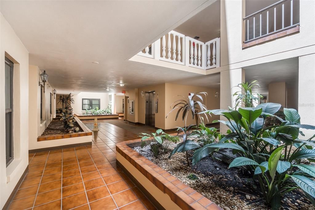 For Sale: $819,900 (2 beds, 2 baths, 1515 Square Feet)