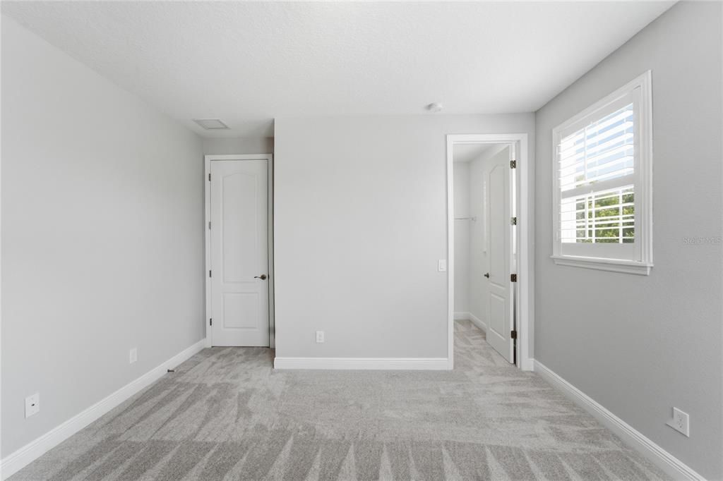 For Sale: $968,800 (5 beds, 4 baths, 3777 Square Feet)