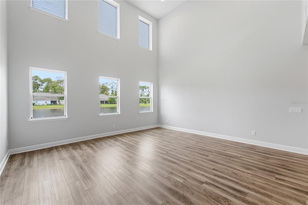 For Sale: $968,800 (5 beds, 4 baths, 3777 Square Feet)