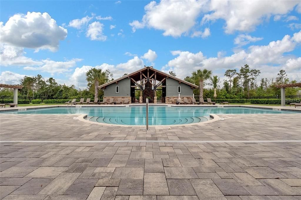 For Sale: $968,800 (5 beds, 4 baths, 3777 Square Feet)