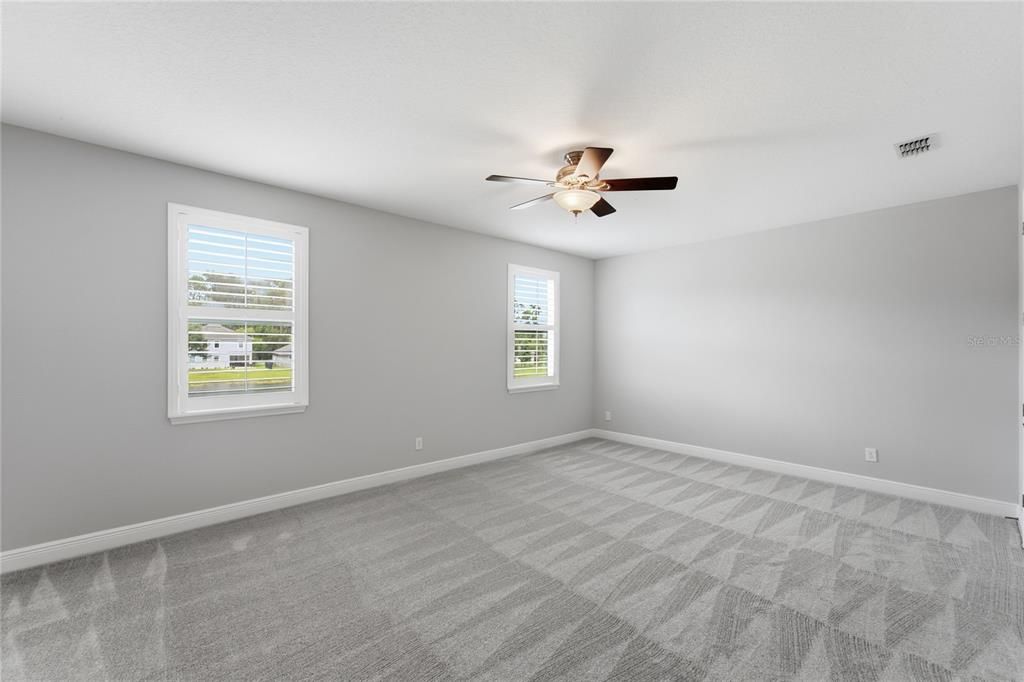 For Sale: $968,800 (5 beds, 4 baths, 3777 Square Feet)