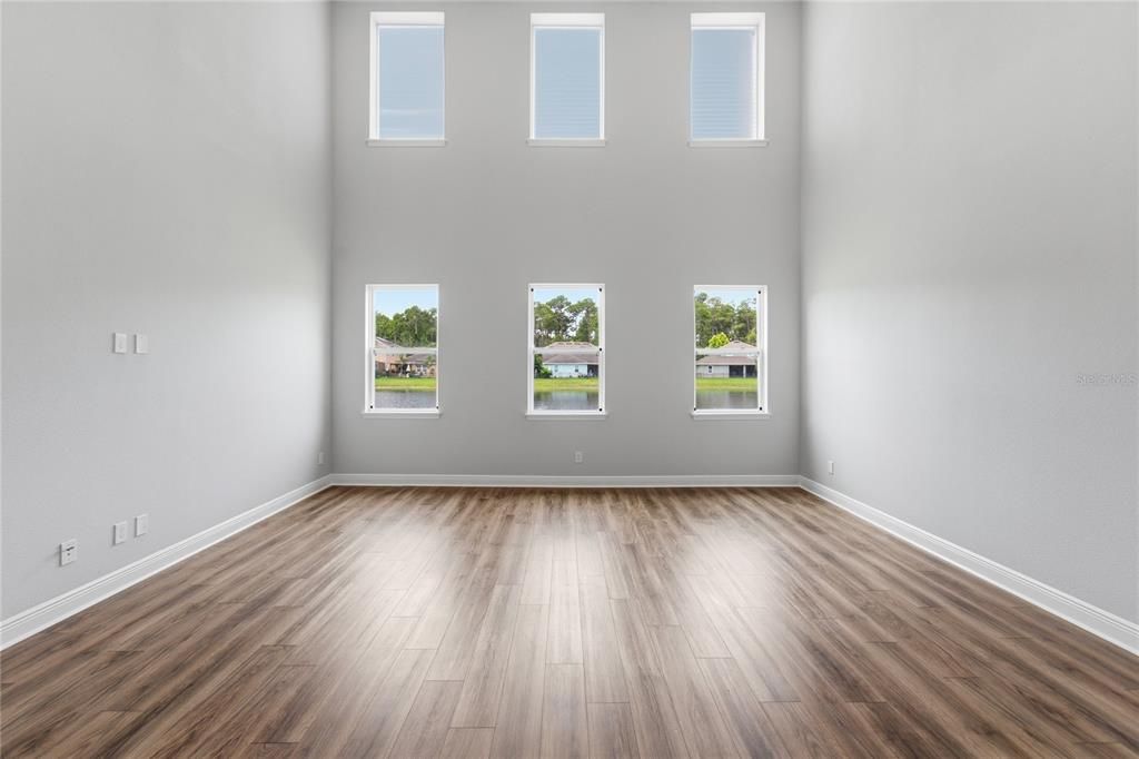 For Sale: $968,800 (5 beds, 4 baths, 3777 Square Feet)