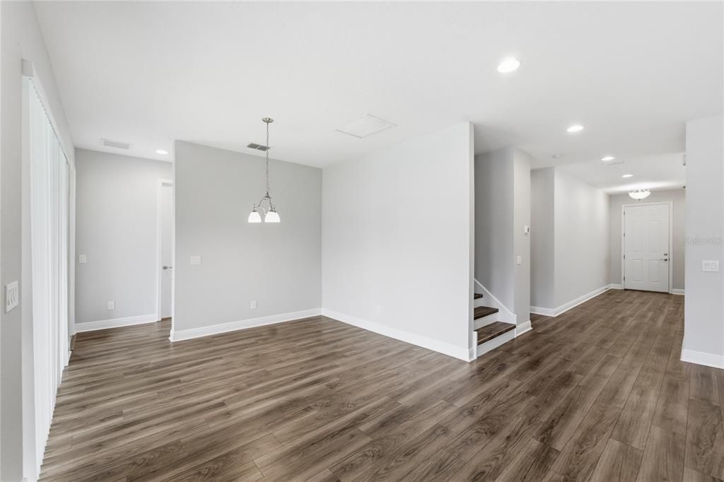 For Sale: $968,800 (5 beds, 4 baths, 3777 Square Feet)