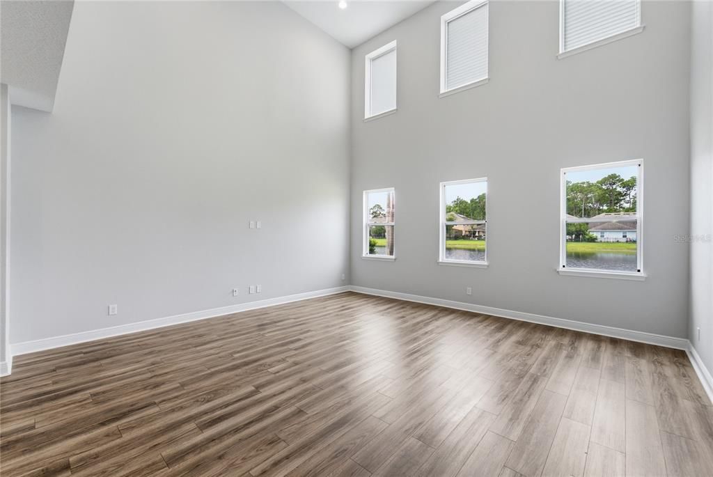 For Sale: $968,800 (5 beds, 4 baths, 3777 Square Feet)