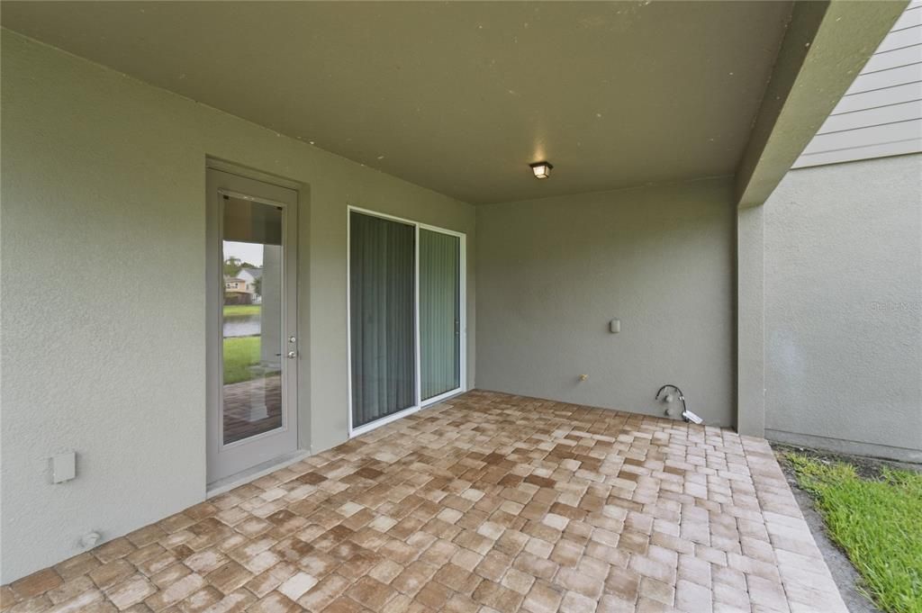 For Sale: $968,800 (5 beds, 4 baths, 3777 Square Feet)