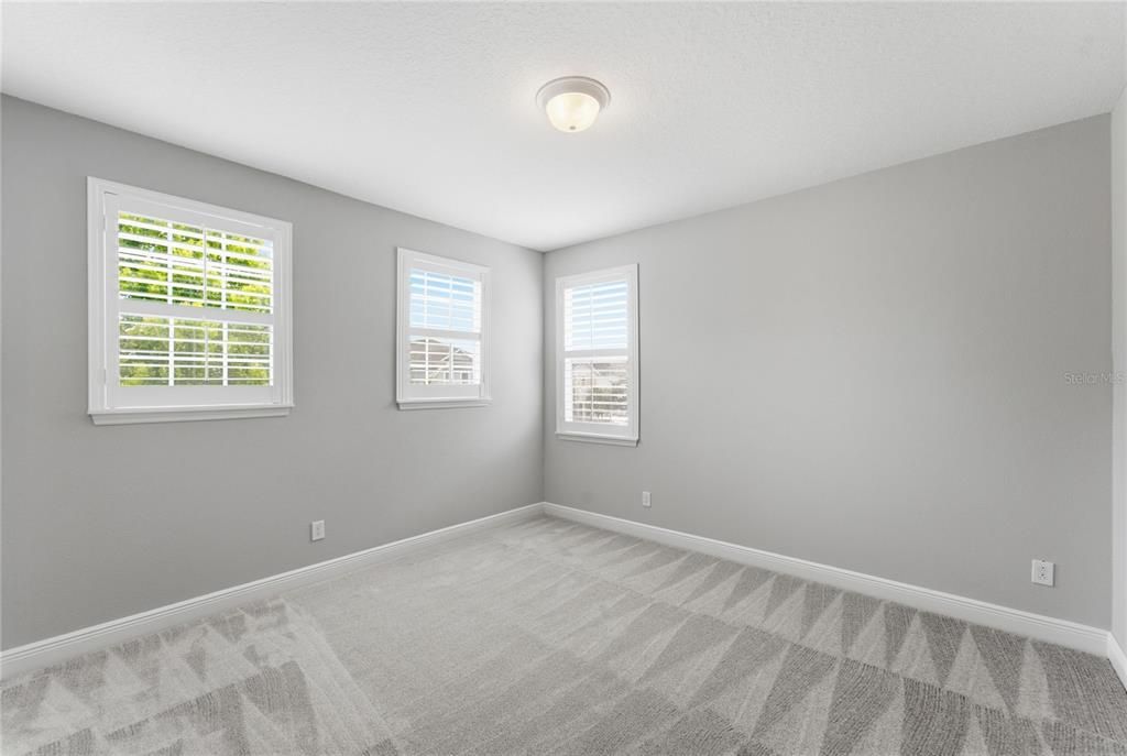 For Sale: $968,800 (5 beds, 4 baths, 3777 Square Feet)