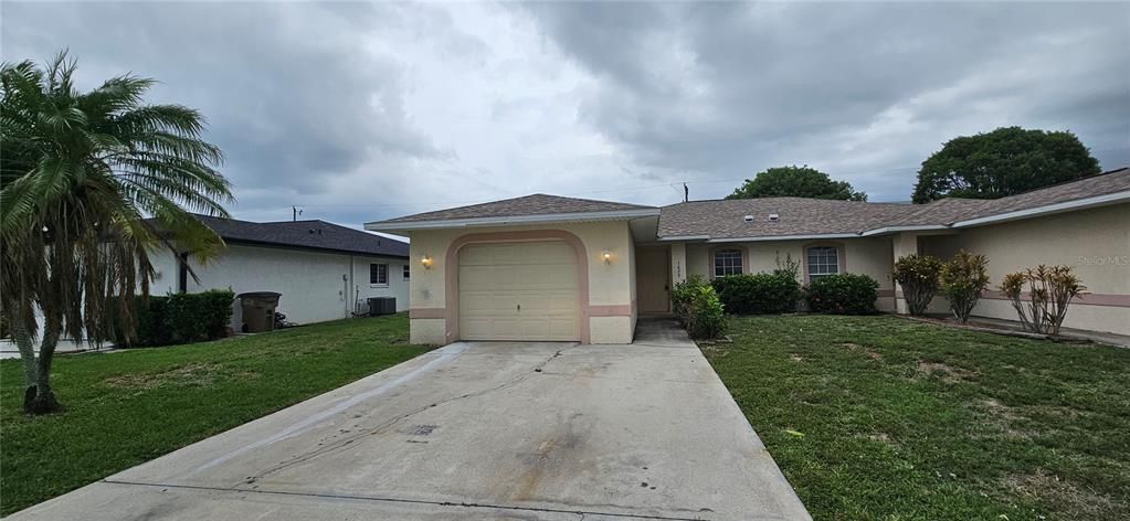 For Rent: $1,600 (3 beds, 2 baths, 1224 Square Feet)